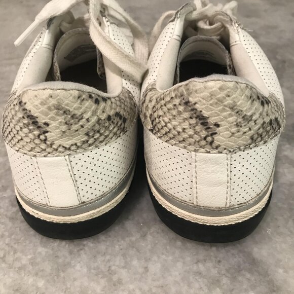 Target Sneakers White Low Top Shoes Womens 6 Faux Snake Heel Athletic Casual - Picture 9 of 9